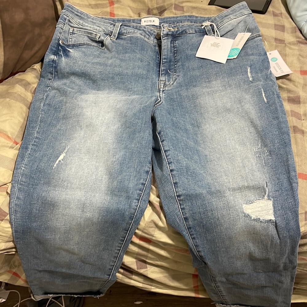 Distress jeans size W18